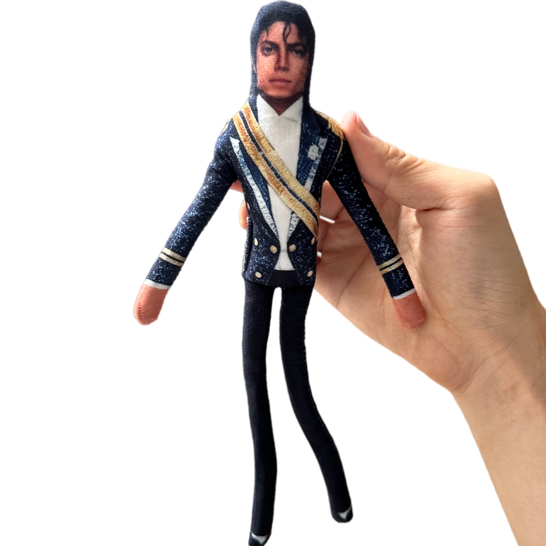 Muñeco de Peluche de Michael J - Prop Para Cosplay reseña y precio